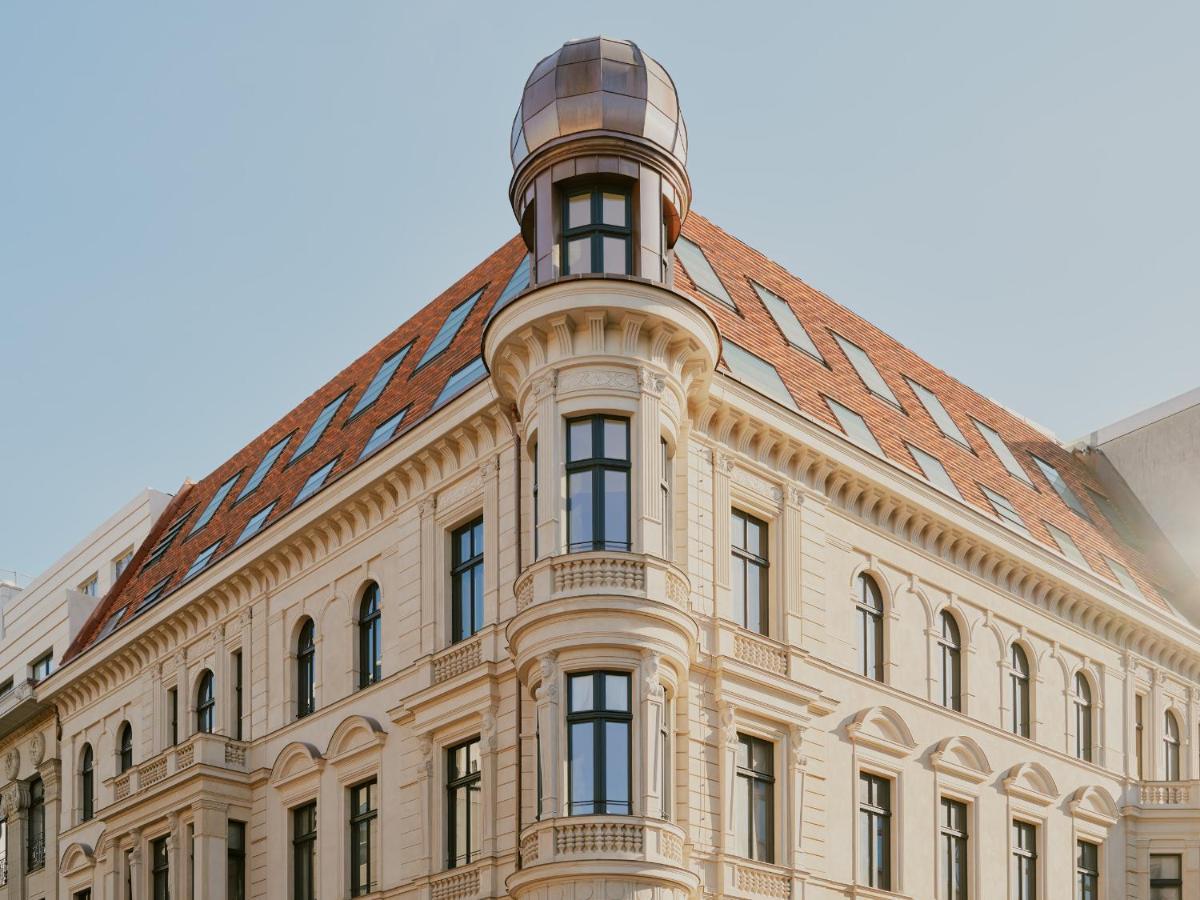 Boutique Hotel Chateau Royal Berlin Exterior photo The building of the German National Museum of Photography in Cologne